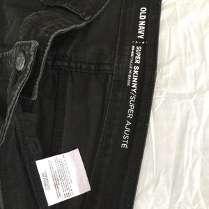 Old Navy super skinny super adjuste size 10